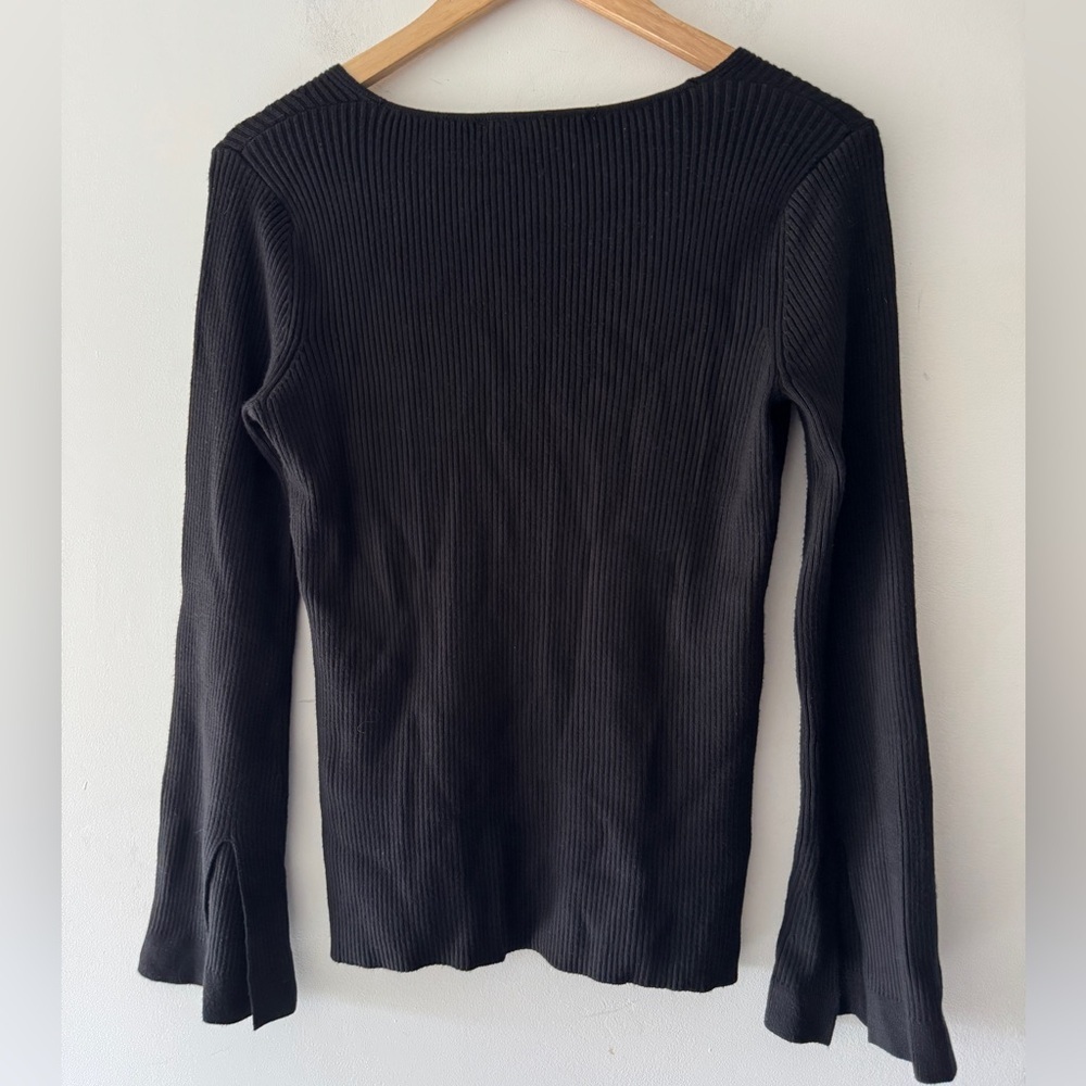 Boston Proper Black Ribbed Flare Split Long Sleeve Gold Chain Detail - Picture 6 of 6